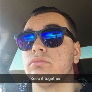 Meet your Posher, Justin