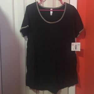LuLaRoe Large Classic Tee