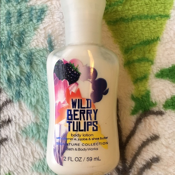 Bath and body Wild Berry Tulips Lotion