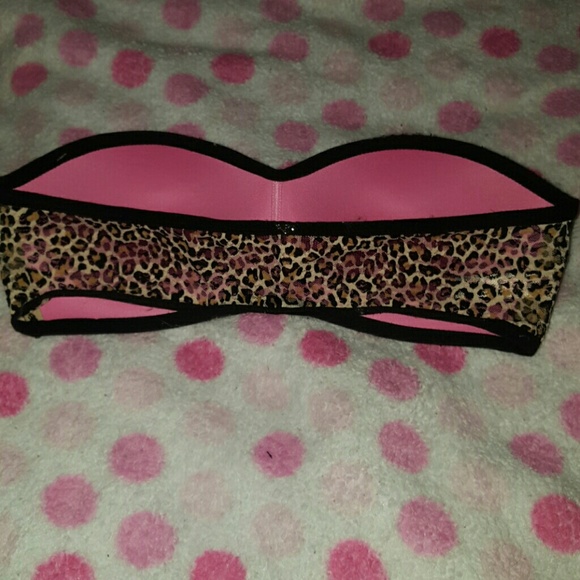 Victoria Secret strapless bra - Picture 2 of 3