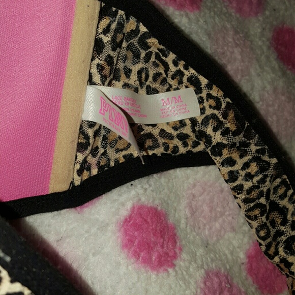 Victoria Secret strapless bra - Picture 3 of 3