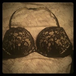 Hello bombshell Victoria's secret bra