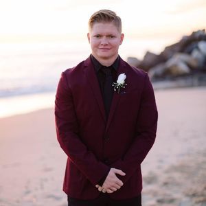Meet your Posher, Corey