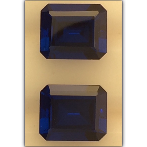 Created Saphaire 14.17cts 12mmx10mm - Picture 1 of 2