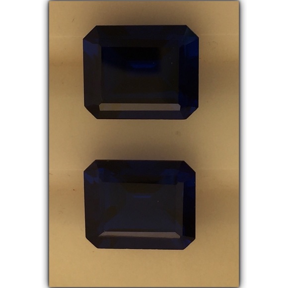 Created Saphaire 14.17cts 12mmx10mm - Picture 2 of 2