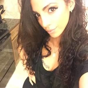 Meet your Posher, Andreina