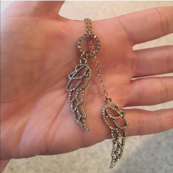 Angel Wing Lariat Necklace (new) - Picture 5 of 5