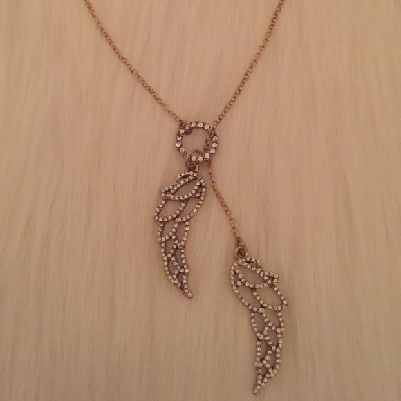 Angel Wing Lariat Necklace (new) - Picture 3 of 5