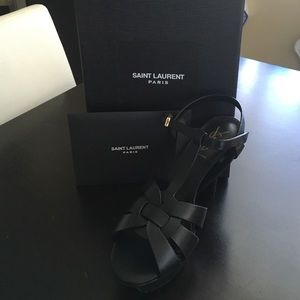 CLASSIC TRIBUTE 75 SANDAL IN BLACK LEATHER