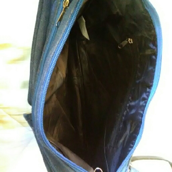 Purse - Picture 3 of 4