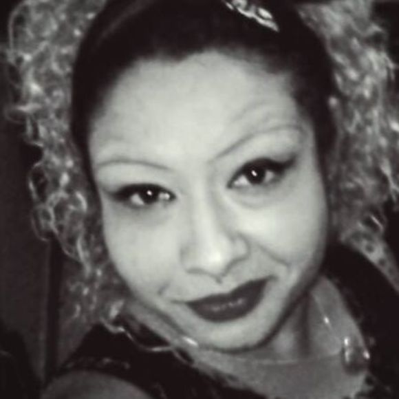 Meet your Posher, Celia - Picture 1 of 1