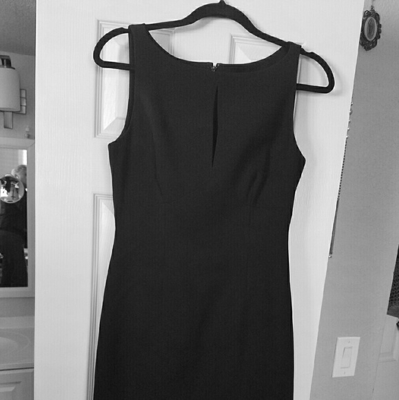 Dress - Picture 1 of 4