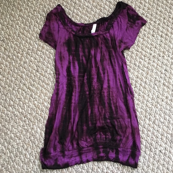 EUC purple tie-dye tee