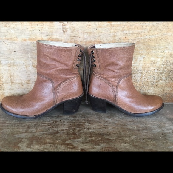 Back lace Frye boots