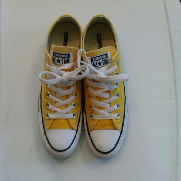 Yellow Low Top Converse Size 6.5