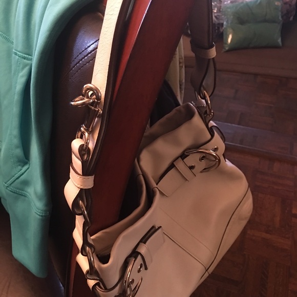 Handbag - Picture 2 of 4