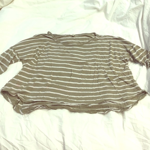 Olive striped cropped tee