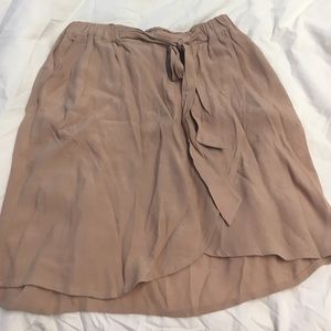 Crepe skirt