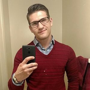 Meet your Posher, Evan