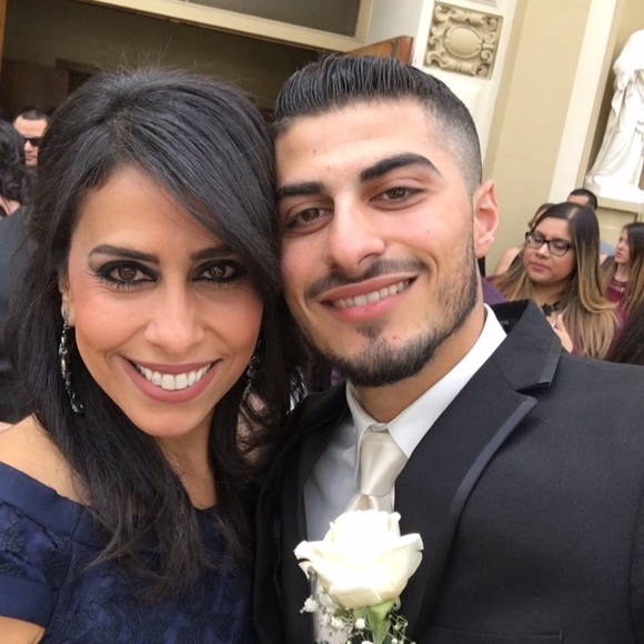 Meet your Posher, Suzanne - Picture 2 of 2