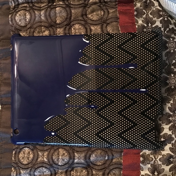 Ipad 2 Back Case - Picture 1 of 3