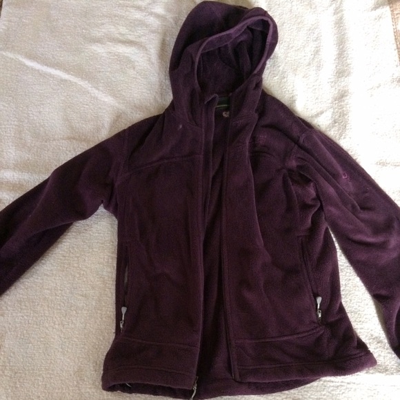 Mountain Hardwear soft purple hoodie
