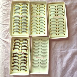 False eyelashes