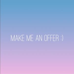 MAKE ME AN OFFER!!!! BUNDLE AND SAFE!