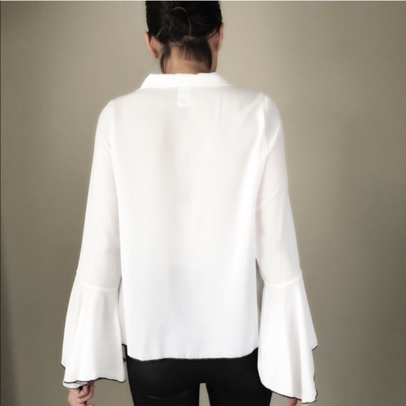 Ultra chic white blouse with collar. - Picture 3 of 4