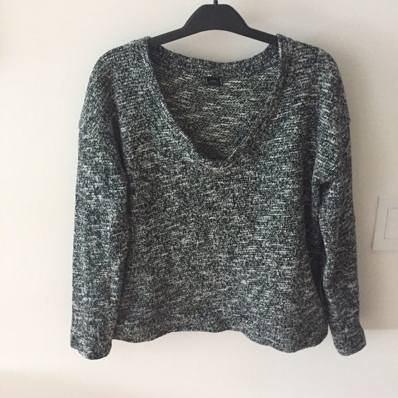 Slouchy Zara sweater. - Picture 1 of 3