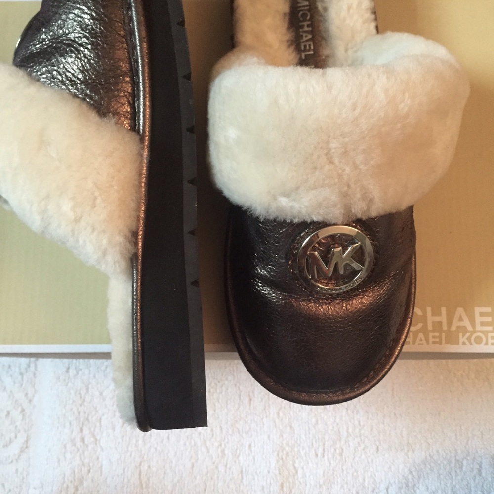 Michael Kors Indoor/Outdoor Slippers