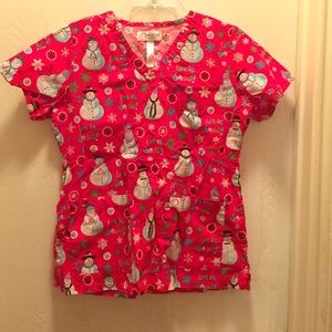 Christmas scrub top sz medium