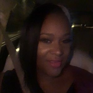 Meet your Posher, Traci