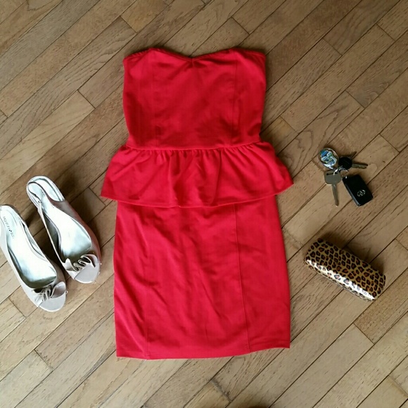 ❤ RED PEPLUM DRESS ❤ - Picture 2 of 3