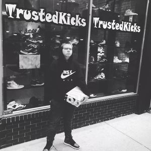 Meet your Posher, Grant