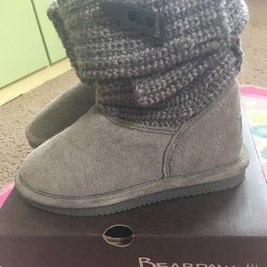 KIDS Bearpaw ugg-like boots