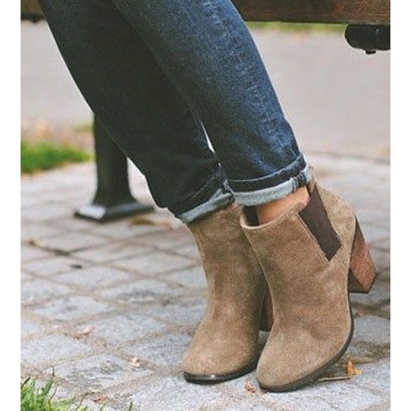 ❗️MOVING SALE❗️✨Ankle Booties✨