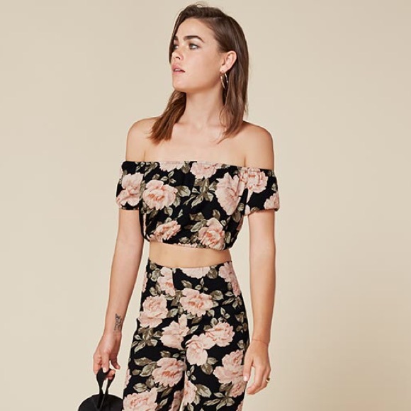 Reformation Annabelle Off Shoulder Crop Top