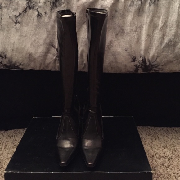 Bronze heeled boot