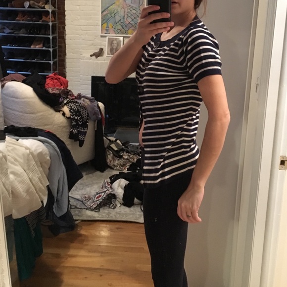 Farthi blue and white button down open navel top - Picture 4 of 4