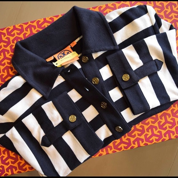 💙💙Tory Burch T-shirt Dress 💙💙 - Picture 4 of 4