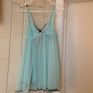 Betsy Johnson chemise