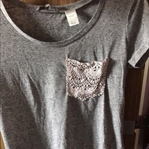 Cute pocket Tee!