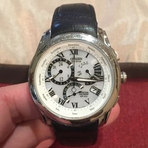 EUC men's Citizen eco-drive 4700 chronology watch
