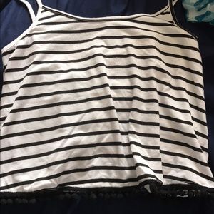Cute stripped crop top!