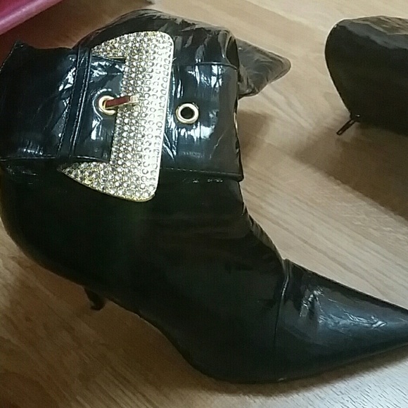 High boots - Picture 3 of 3