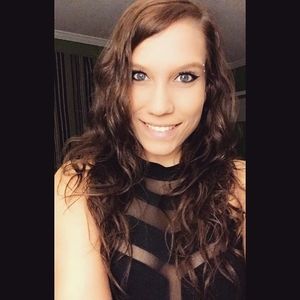 Meet your Posher, Kara