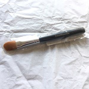 *SOLD* bareMinerals Concealer Brush