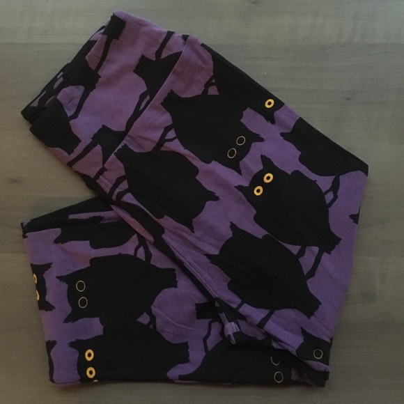 LuLaRoe OS Purple w/ owl Halloween Leggings