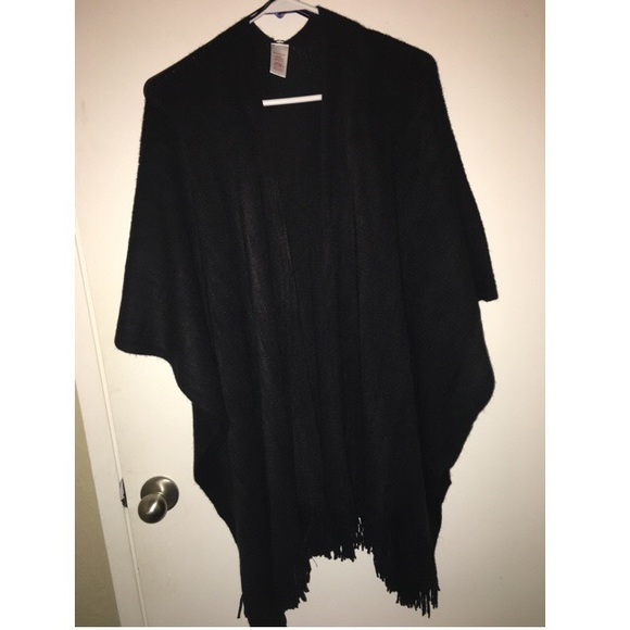 One size over the shoulder Shawl